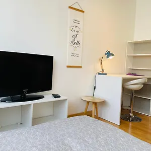 https://studio-avec-la-fibre-et-jardin-au-coeur-de-lorient.inbrittany.com